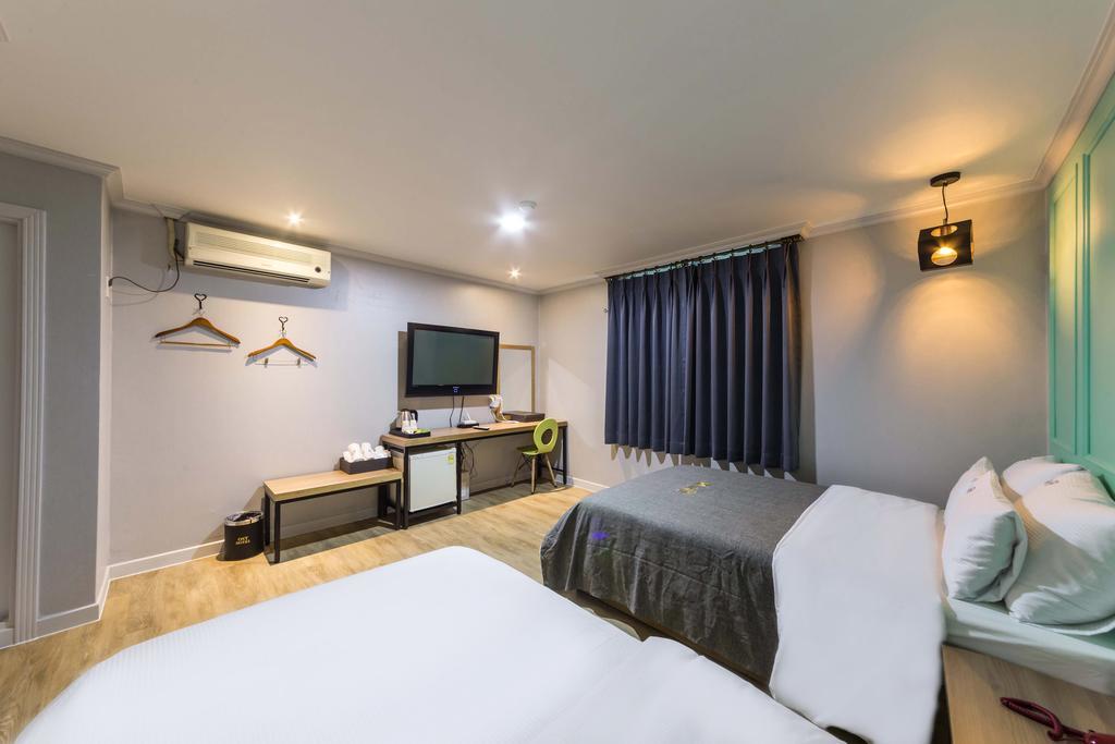 OST Hotel Chuncheon Buitenkant foto