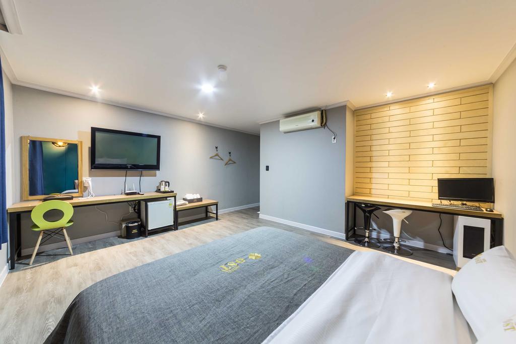 OST Hotel Chuncheon Buitenkant foto