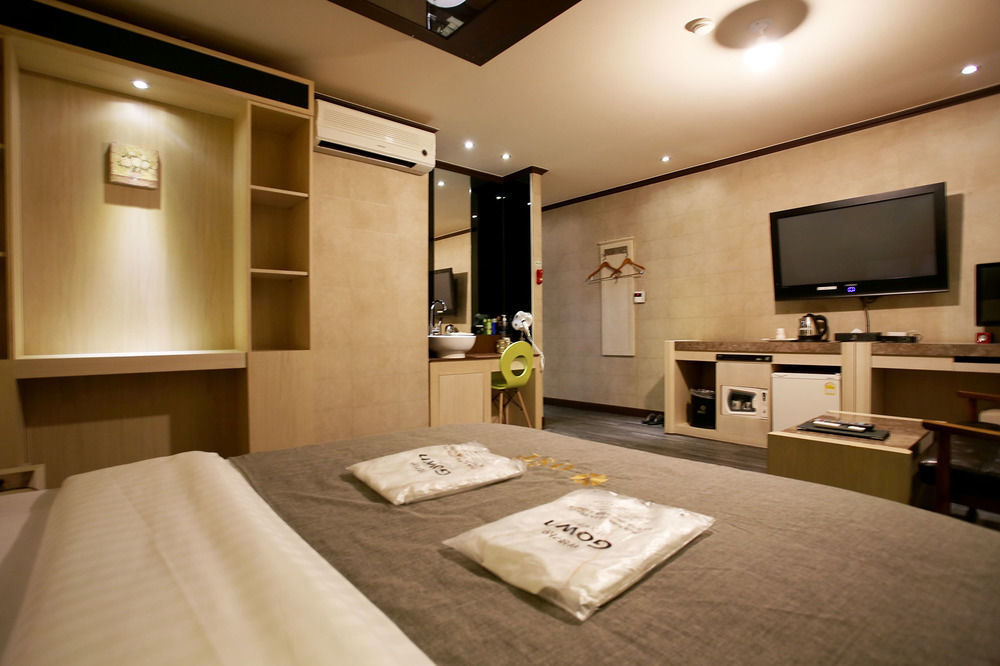 OST Hotel Chuncheon Buitenkant foto