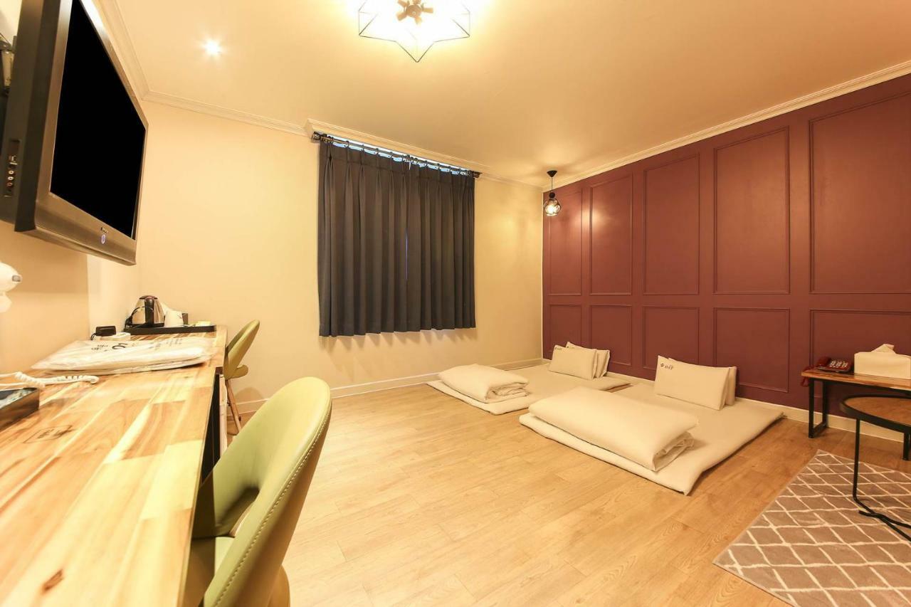 OST Hotel Chuncheon Buitenkant foto